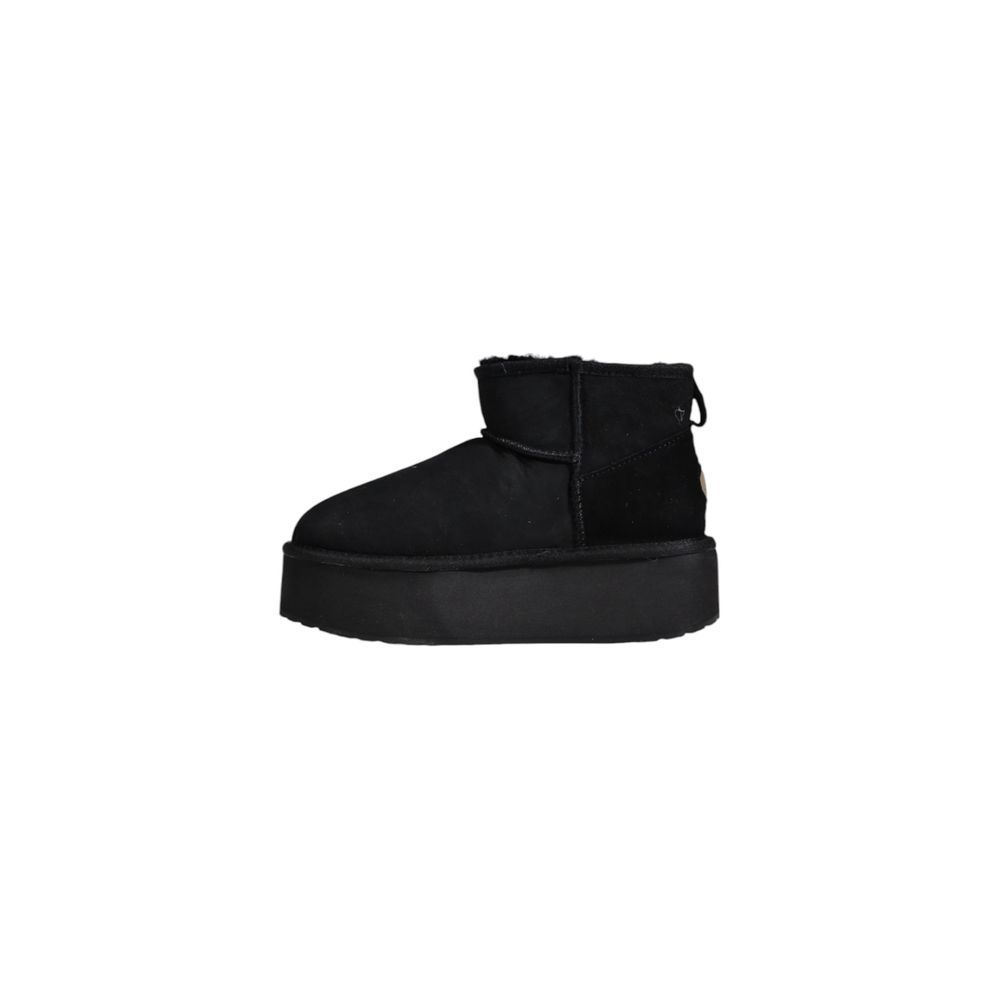 EMU Australia Black Leather Ankle Boots
