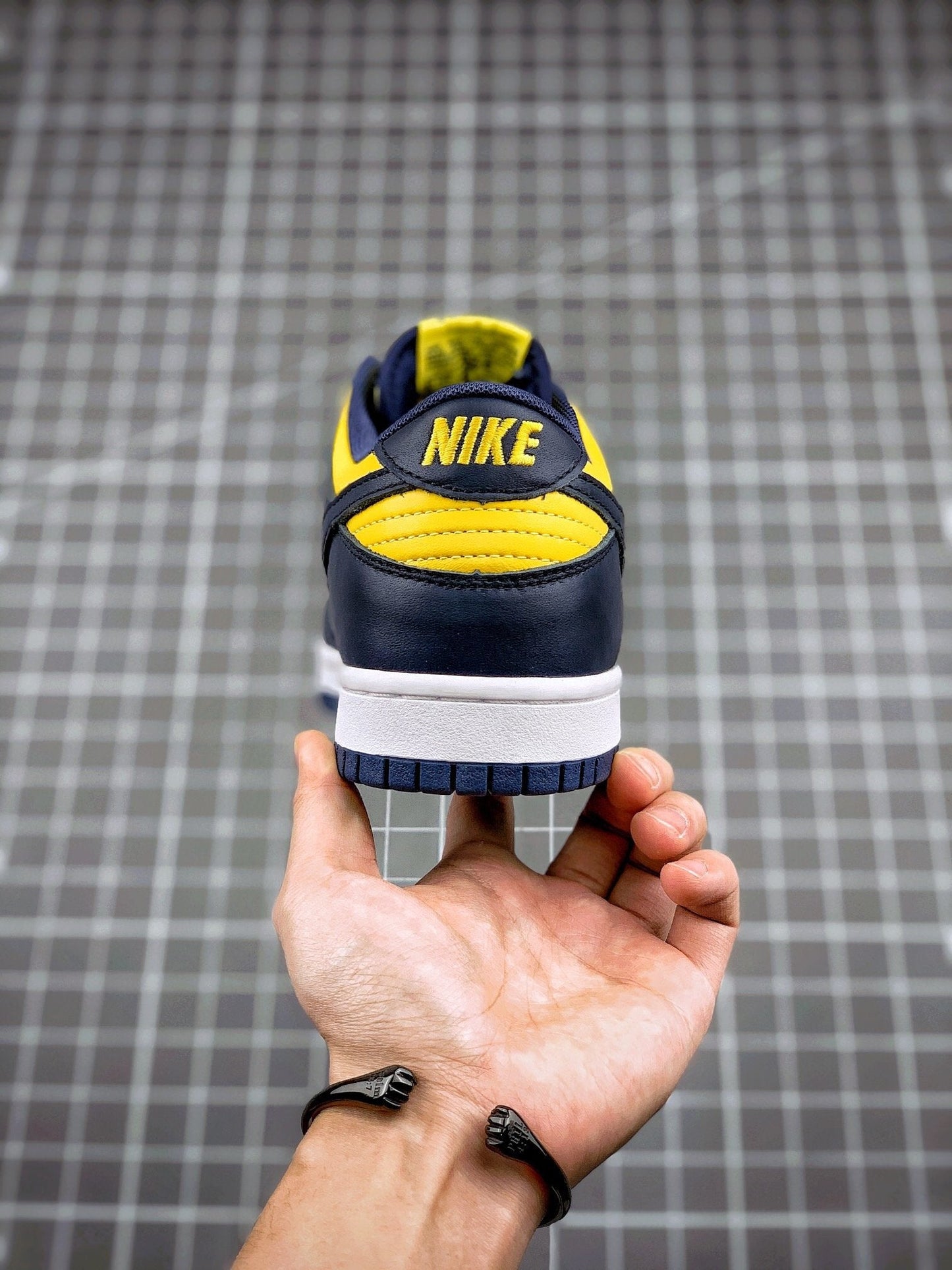NIKE DUNK LOW "MICHIGAN" hi