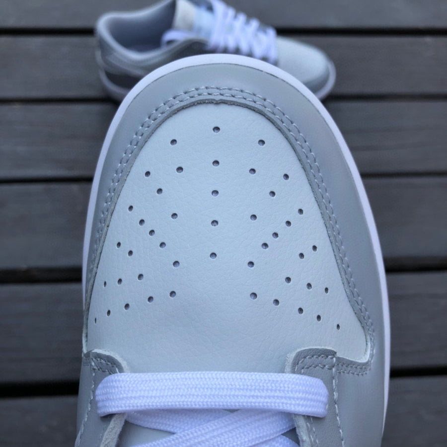 Low pure original Nike Dunk Low gray white
