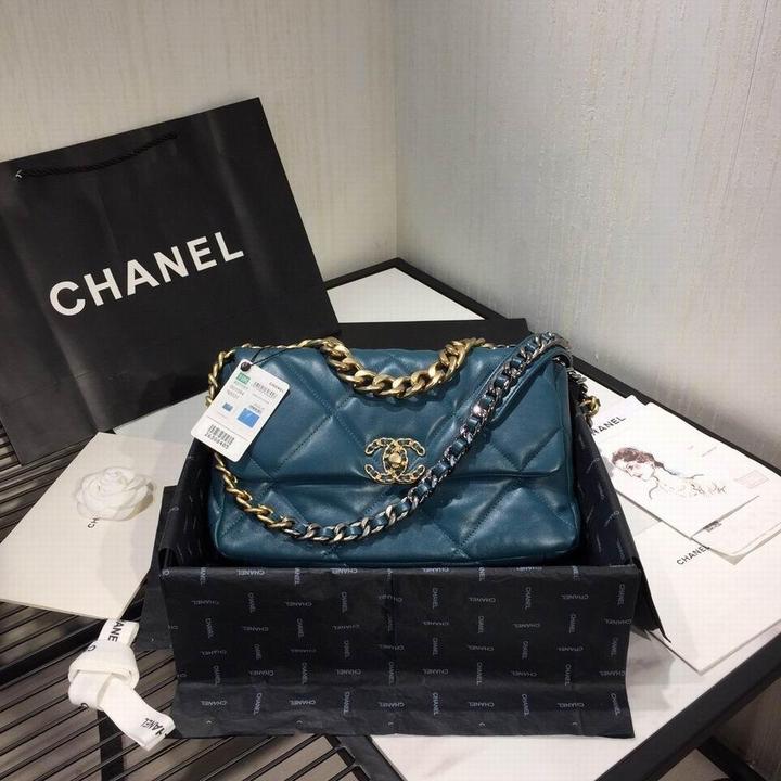 CHANEL - CROSSBODY BAG