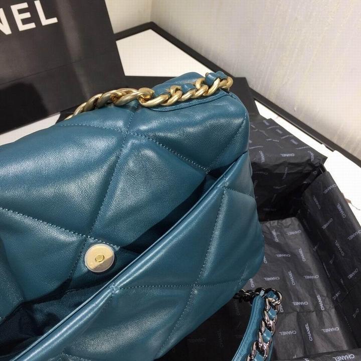 CHANEL - CROSSBODY BAG